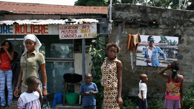 Projet Sape // Installations à Berne & Kinshasa // 2006-2007
